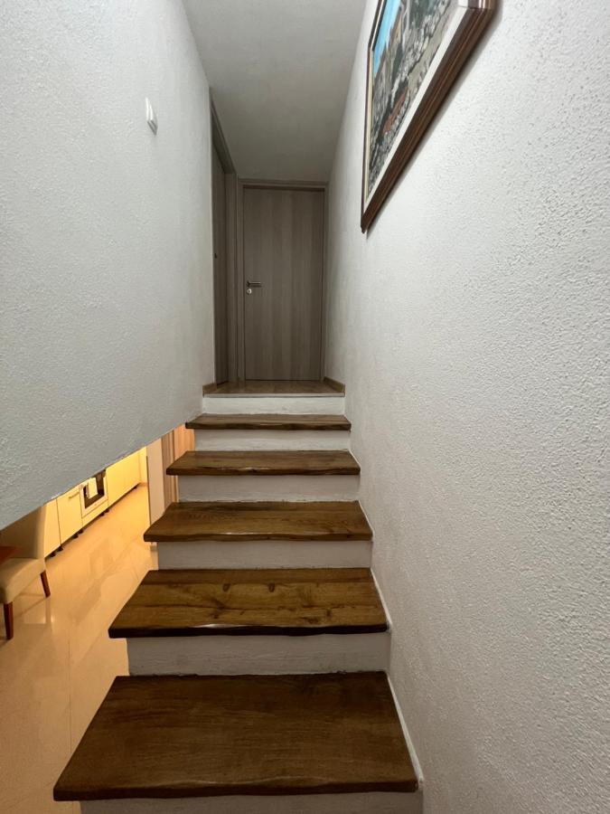 Apartment Katalin Kornić Exteriér fotografie
