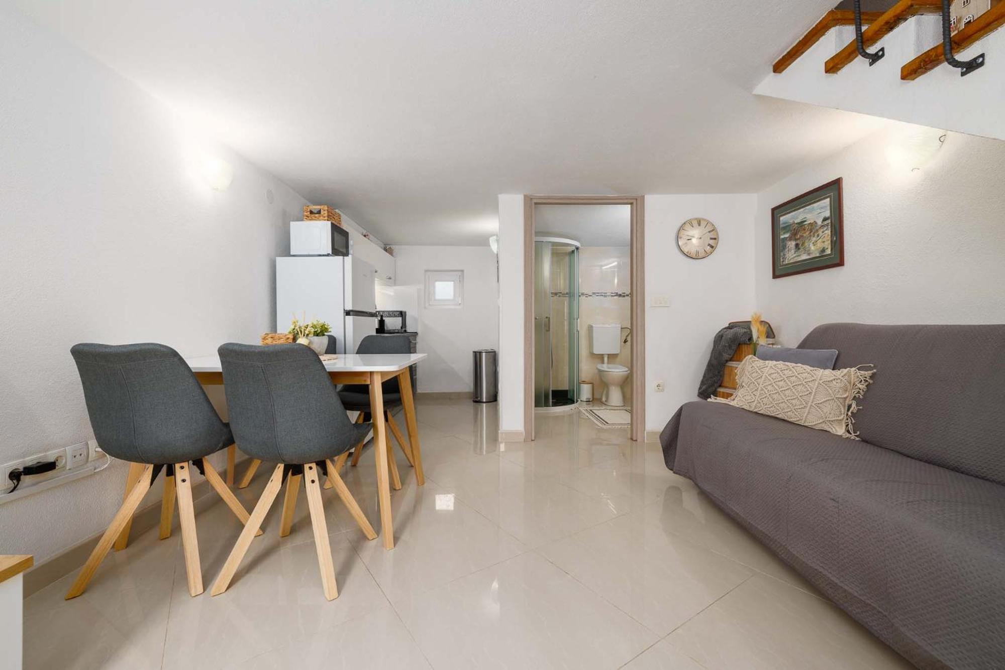 Apartment Katalin Kornić Exteriér fotografie